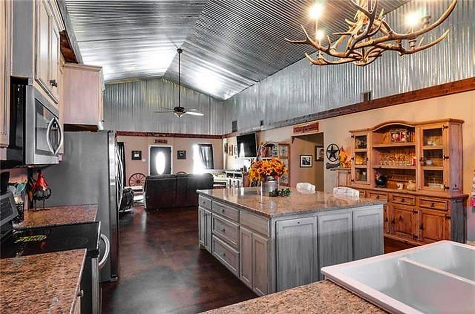 Barndominium Decorating Ideas